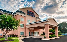 Fairfield Inn And Suites By Marriott Emporia I-95